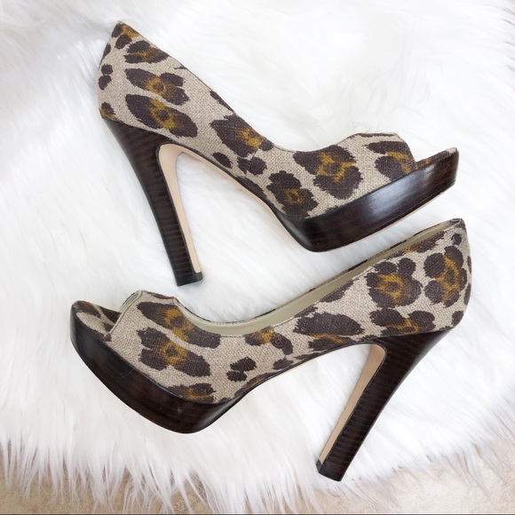 Via Spiga leopard print platform peep toe pumps - Picture 7 of 8